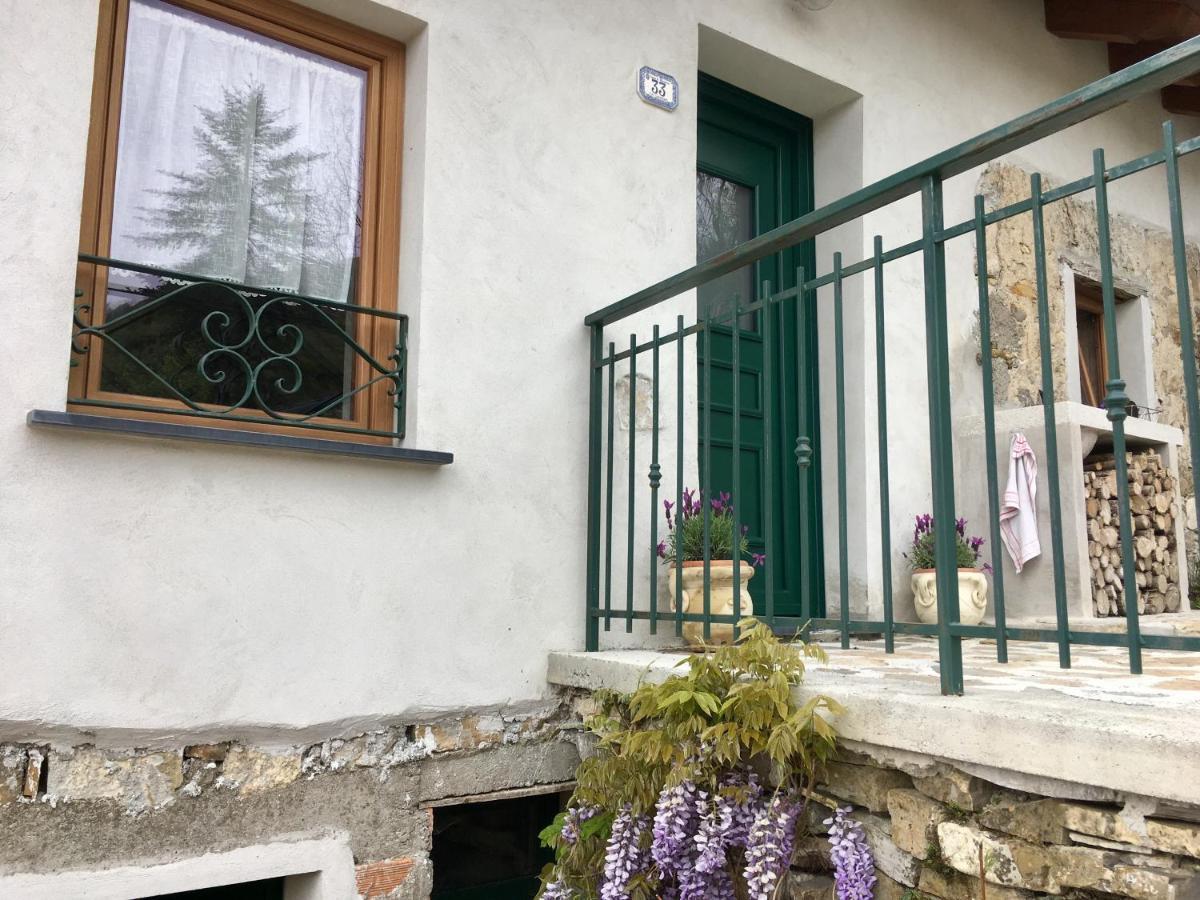 Agriturismo Cascina Clavarezza Valbravenna Exterior photo